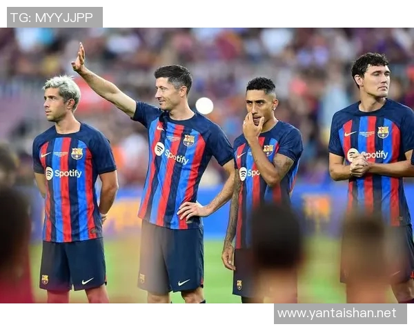 赛后复盘：FPX与RNG对决中的节奏掌控与战术分析